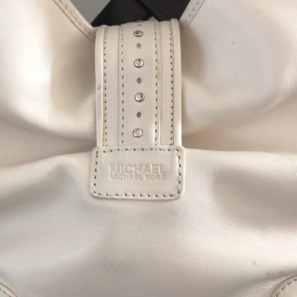 Michael Kors cream hobo bag - Picture 3 of 13